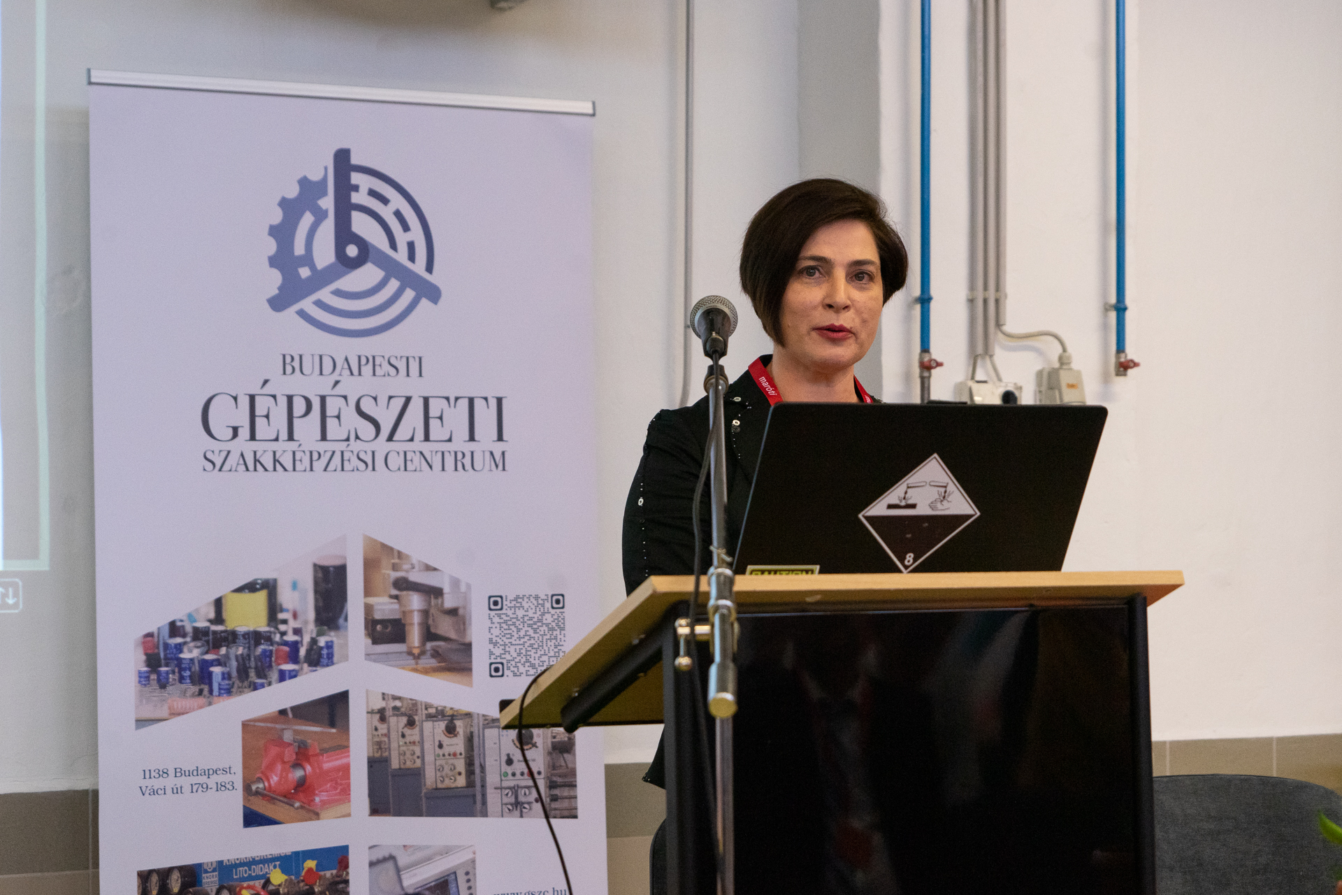 Keszthelyi Mónika